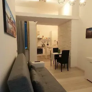 332 , Cagliari Italia